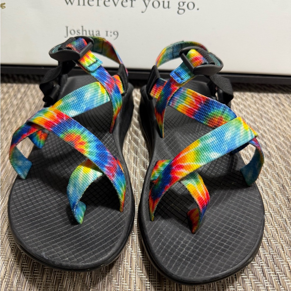 Chaco Women's Vibrant Multicolor Sandals SZ 7  Box7